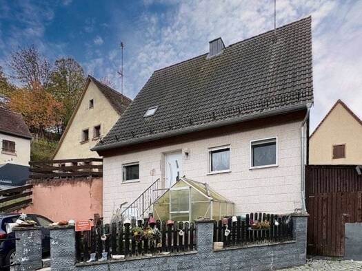 Einfamilienhaus zum Kauf 119.000 € 4,5 Zimmer 90 m² 184 m² Grundstück Bruckberg 91590