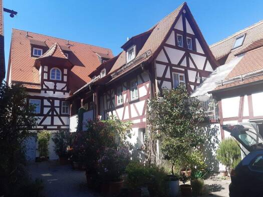 Sonstiges zum Kauf als Kapitalanlage geeignet 3.000.000 € 36 Zimmer 1.245 m² 1.106 m² Grundstück Innenstadt Fürth 90762