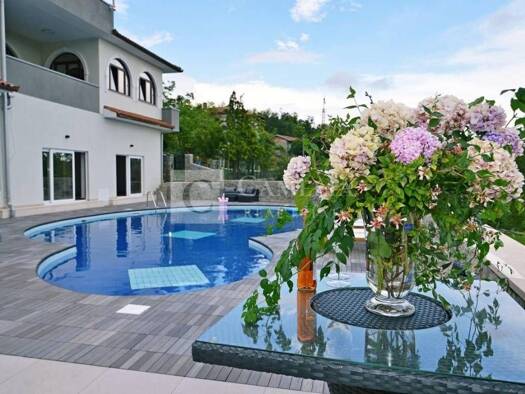 Haus zum Kauf 7 Zimmer 700 m² Jurdani, Matulji Matulji