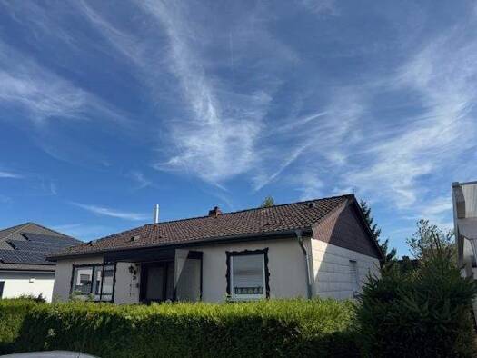 Einfamilienhaus zum Kauf 245.000 € 3 Zimmer 104 m² 893 m² Grundstück Limbach 66459