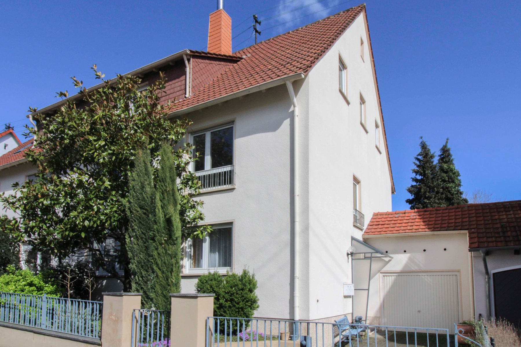 Mehrfamilienhaus zum Kauf 499.000 € 9 Zimmer 220,2 m²<br/>Wohnfläche 300,2 m²<br/>Grundstück Oberhambach Neustadt an der Weinstraße 67434