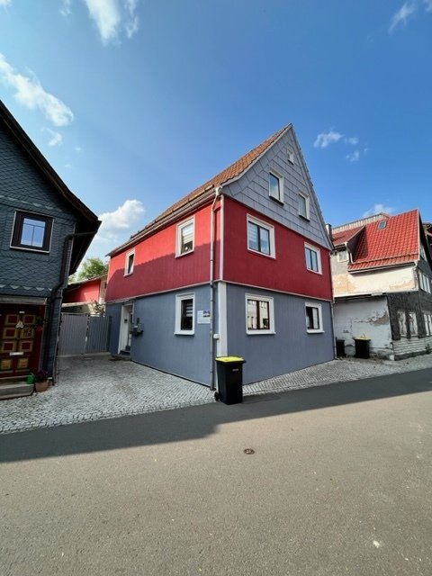 Mehrfamilienhaus zum Kauf provisionsfrei als Kapitalanlage geeignet 209.000 € 200 m²<br/>Wohnfläche 595 m²<br/>Grundstück Schloss Str. 26 Schleusingen Schleusingen 98553