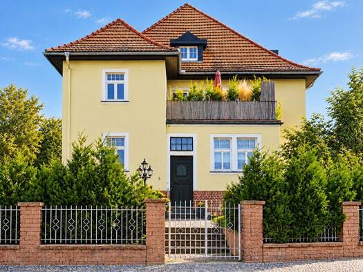 Doppelhaushälfte zum Kauf 360.000 € 8 Zimmer 263 m² 520 m² Grundstück frei ab sofort Mügeln Mügeln 04769