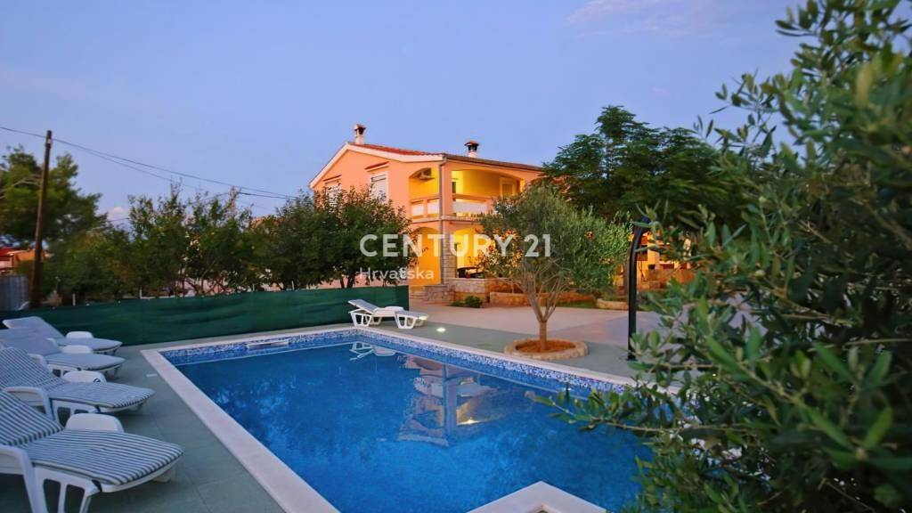 Haus zum Kauf 1.650.000 € 4 Zimmer 1.690 m² Vir