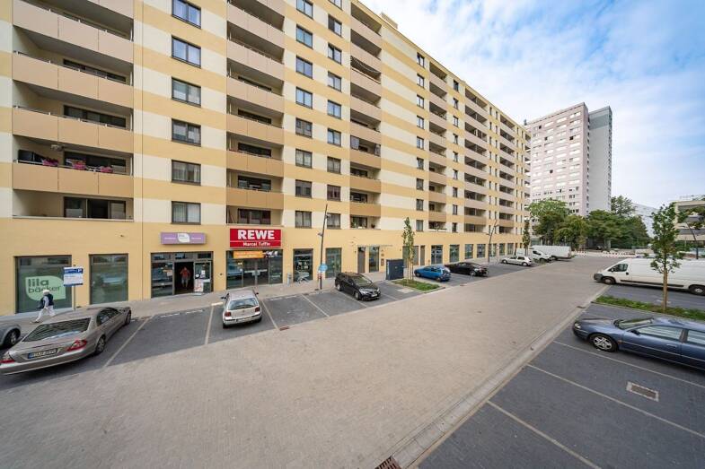 Wohnung zur Miete 1.647 € 4 Zimmer 102,9 m² 9. Geschoss frei ab sofort Dolgenseestr. 9b Friedrichsfelde Berlin 10319