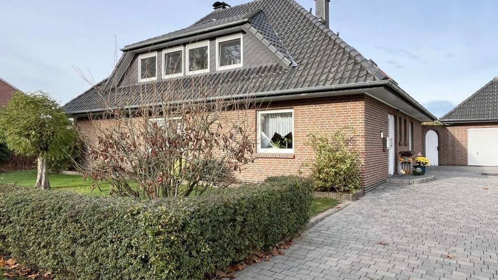 Einfamilienhaus zum Kauf 395.000 € 7 Zimmer 187 m² 1.111 m² Grundstück frei ab 01.05.2026 Bramstedt Bassum / Groß Bramstedt 27211