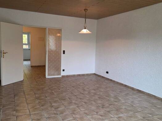 Wohnung zur Miete 940 € 3 Zimmer 86 m² Geschoss 3/4 frei ab 01.11.2026 August-Metz-Weg Eberstadt Darmstadt 64297