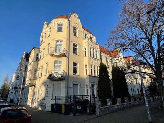 Wohnung zum Kauf 220.000 € 4 Zimmer 109,7 m² 3. Geschoss frei ab sofort Gerhard-Hauptmann-Str. 22 Stadtfeld Ost Magdeburg 39108