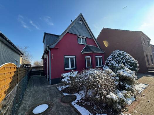 Einfamilienhaus zum Kauf 359.000 € 7 Zimmer 156 m² 536 m² Grundstück frei ab sofort Stickgras/Annenriede Delmenhorst 27749