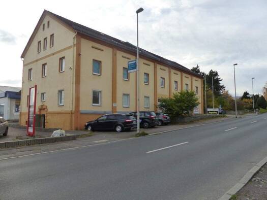 Gewerbeobjekt zum Kauf als Kapitalanlage geeignet 375.000 € 790 m² 1.122 m² Grundstück Oschatz 04758