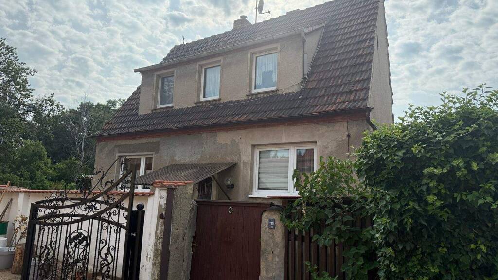 Haus zum Kauf 60.000 € 3 Zimmer 89 m² 240 m² Grundstück frei ab sofort Wiedebacher Winkel 3 Langendorf Weißenfels 06667