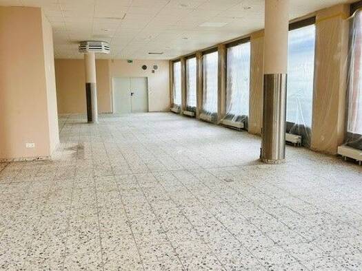 Verkaufsfläche zur Miete provisionsfrei 2.300 € 2 Zimmer 200 m² Verkaufsfläche Biedermannstraße 66 Connewitz Leipzig 04277