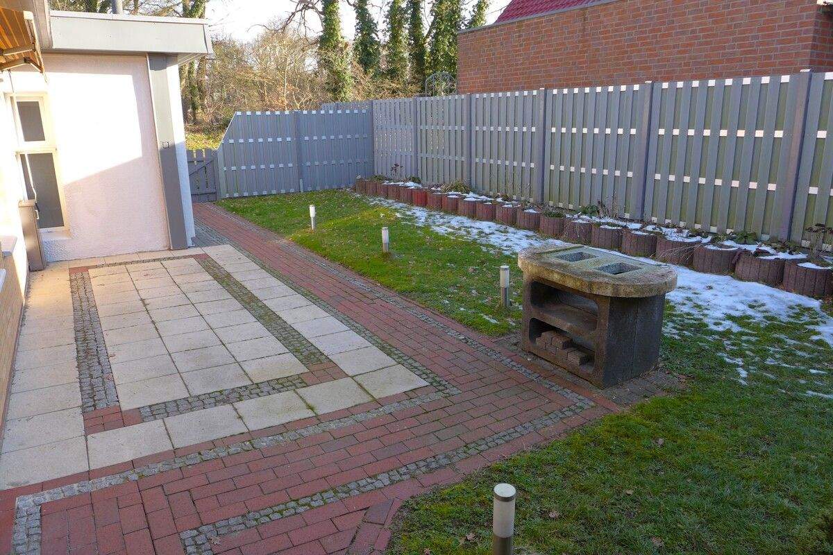 Immobilie in Großenkneten - Attraktiver Bungalow mit 2 Garagen - Bild 2