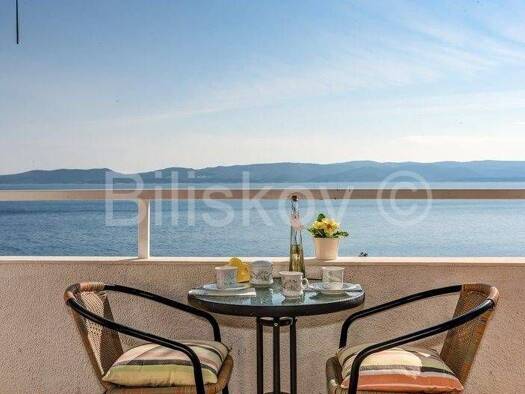 Einfamilienhaus zum Kauf 650.000 € 10 Zimmer 183 m² 485 m² Grundstück Omiš 21310