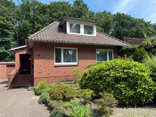 Einfamilienhaus zum Kauf 179.000 € 3 Zimmer 120 m² 641 m² Grundstück Basbeck Hemmoor 21745