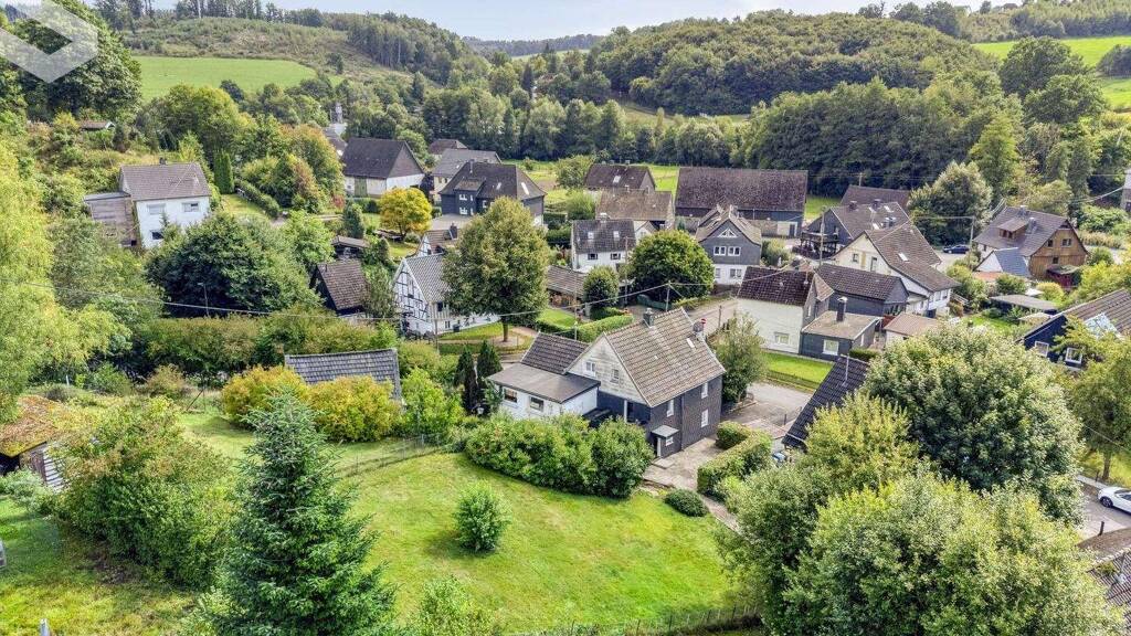 Doppelhaushälfte zum Kauf 75.000 € 3 Zimmer 71,9 m² 622 m² Grundstück Mittelagger Reichshof 51580