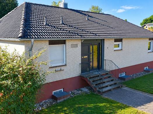 Einfamilienhaus zum Kauf 419.000 € 6 Zimmer 142,8 m² 1.065 m² Grundstück Stadtgebiet Sankt Georgen im Schwarzwald 78112