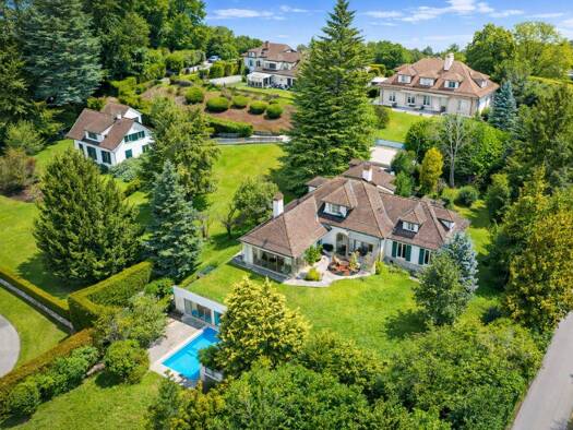 Villa zum Kauf 4.225.353 € 10 Zimmer 540 m² St-Légier-La Chiésaz St-Légier-La Chiésaz 1806