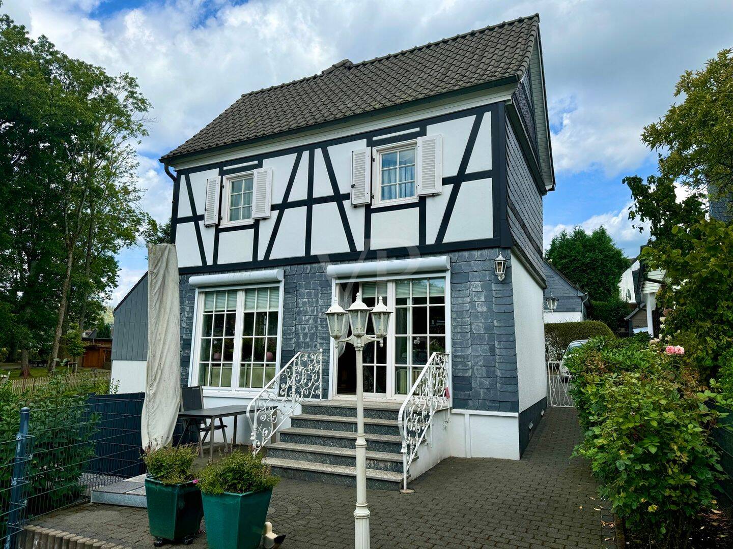 Einfamilienhaus zum Kauf - Ansicht 2