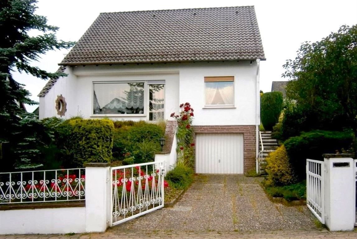 Einfamilienhaus zum Kauf 295.000 € 4,5 Zimmer 117 m²<br/>Wohnfläche 662 m²<br/>Grundstück Holtensen Hameln 31787