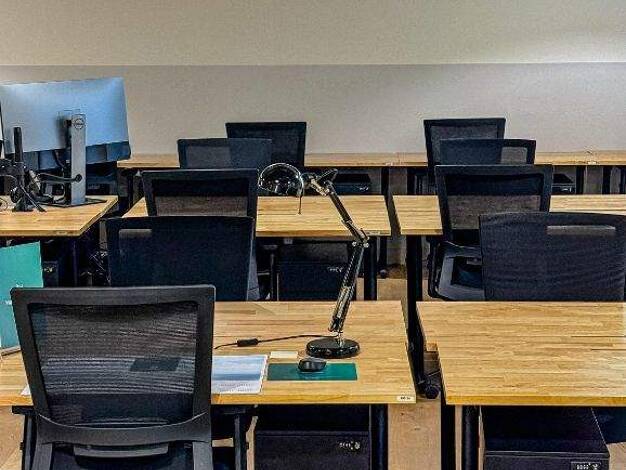 Bürofläche zur Miete provisionsfrei 299 € 4 m² Bürofläche Neue Rothofstr. Innenstadt Frankfurt am Main 60313