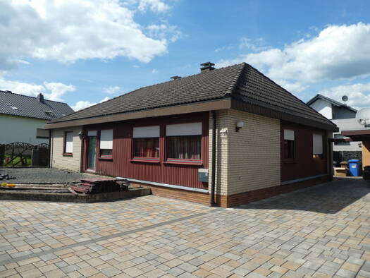 Bungalow zum Kauf 259.000 € 5 Zimmer 113 m² 403 m² Grundstück Oberweyer Hadamar 65589