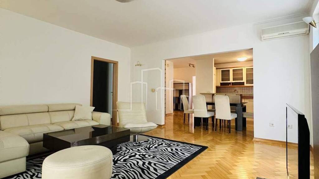 Wohnung zur Miete 1.278 € 4 Zimmer 2. Geschoss Sarajevo 71000