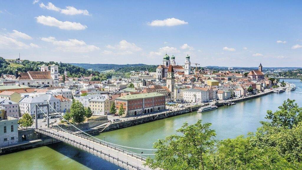 Restaurant zur Miete 170 m² Gastrofläche 15.000 m² Grundstück Vilshofen Vilshofen an der Donau 94474