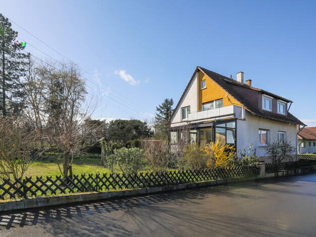 Mehrfamilienhaus zum Kauf 395.000 € 6 Zimmer 141,5 m² 883 m² Grundstück Sengach Mühlacker 75417