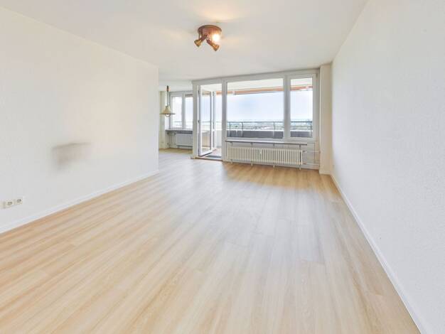 Wohnung zur Miete 1.310 € 3,5 Zimmer 80,4 m² 18. Geschoss frei ab sofort Asemwald Stuttgart 70599