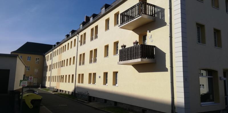 Wohnung zur Miete 325 € 2 Zimmer 61,4 m²<br/>Wohnfläche EG<br/>Geschoss ab sofort<br/>Verfügbarkeit Schleizer Straße 68 Zeulenroda Zeulenroda-Triebes 07937