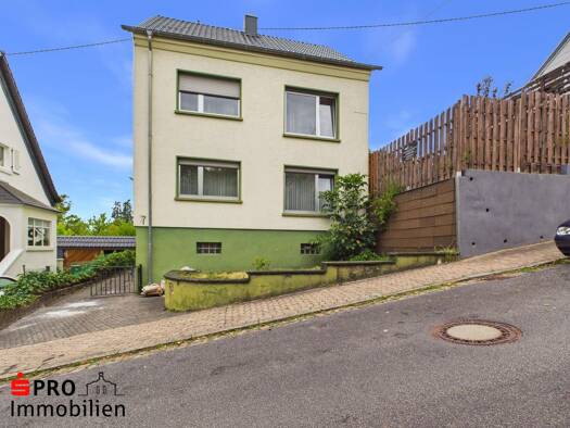 Einfamilienhaus zum Kauf 159.900 € 6 Zimmer 110 m² 545 m² Grundstück frei ab sofort Dudweiler Saarbrücken 66125