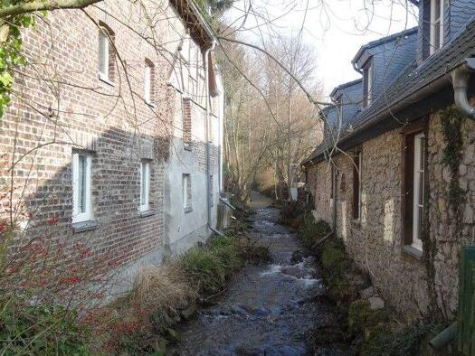 Mehrfamilienhaus zum Kauf 1.280.000 € 12 Zimmer 320 m² 378 m² Grundstück Gronau Bergisch Gladbach 51469