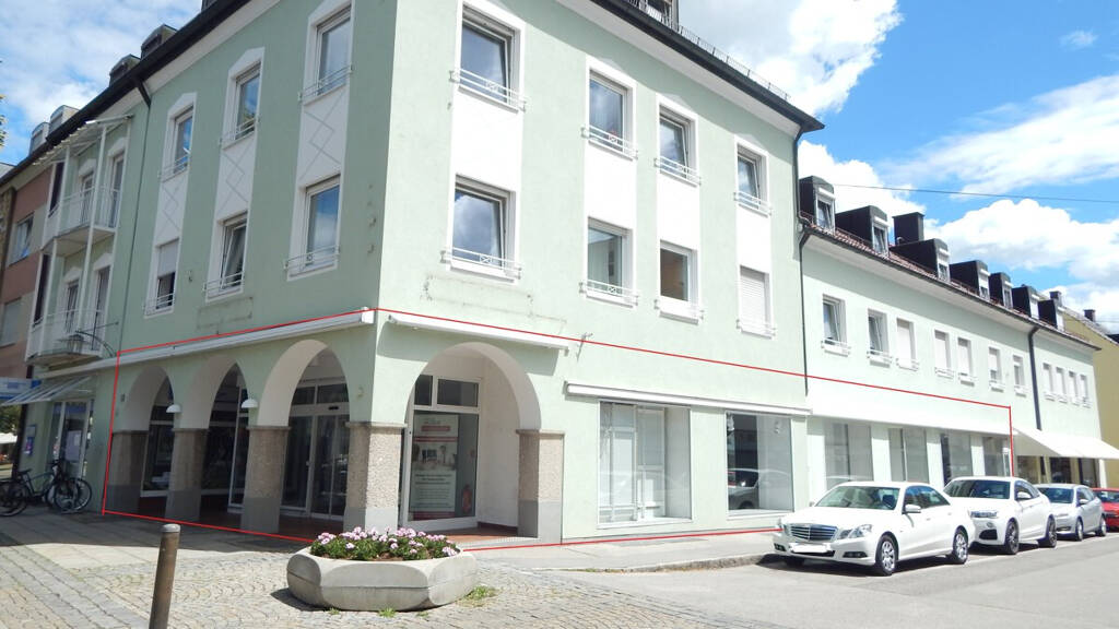 Laden zur Miete 2.100 € 215 m² Verkaufsfläche Hauptstr. 35 Freilassing 83395