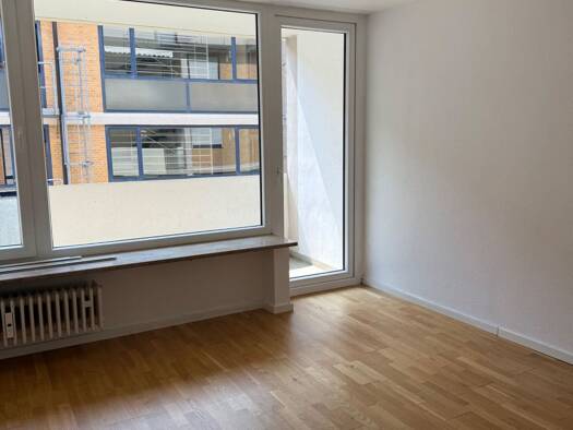 Wohnung zur Miete 1.590 € 2,5 Zimmer 45 m² 2. Geschoss frei ab sofort Blütenstraße 19 Maxvorstadt München 80799