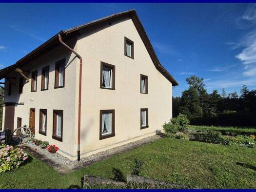 Einfamilienhaus zum Kauf 395.000 € 6,5 Zimmer 161,5 m² 1.172 m² Grundstück Nachermühle Lottstetten 79807