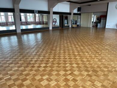 Immobilie zur Miete provisionsfrei 6 Zimmer 399 m² 9.570 m² Grundstück Margaretenstraße 16a Heppens Wilhelmshaven 26384