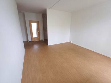 Wohnung zur Miete 257 € 2 Zimmer 56 m² 3. Geschoss frei ab sofort Albert-Schweitzer-Straße 30 Chrieschwitz Plauen , Vogtl 08529