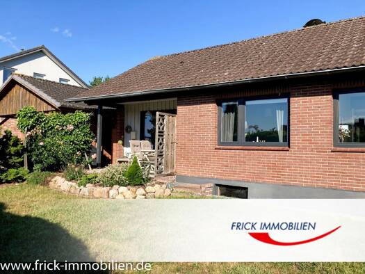 Einfamilienhaus zum Kauf 319.000 € 3 Zimmer 81 m² 613 m² Grundstück frei ab sofort Rettin Neustadt in Holstein 23730