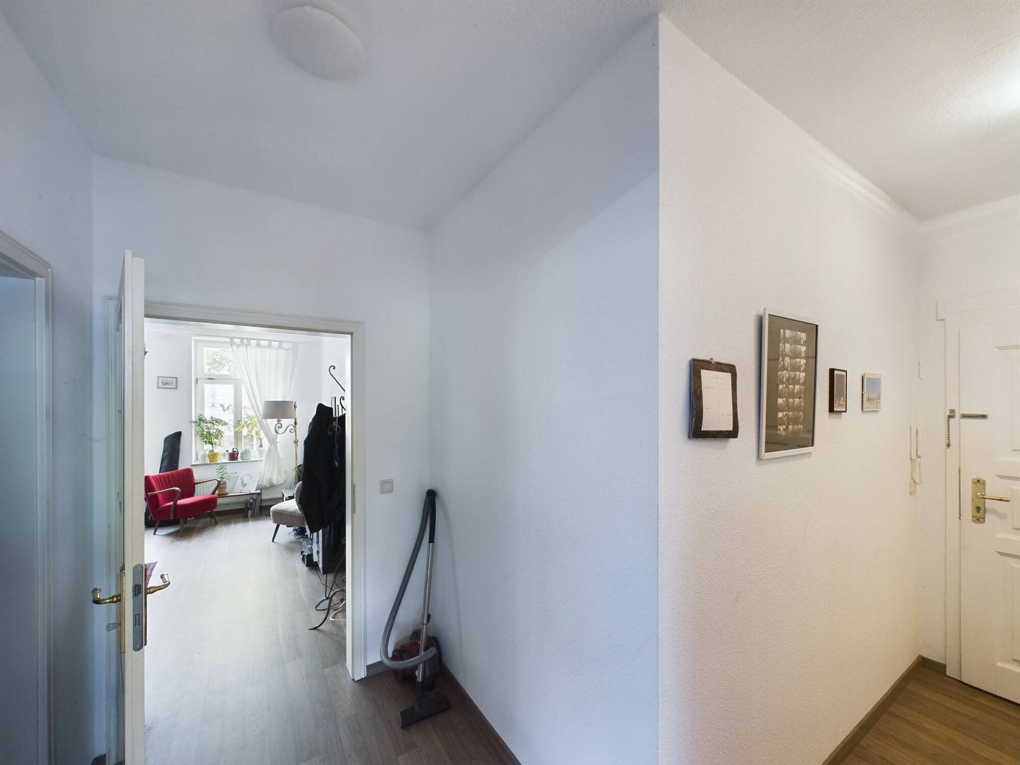 Property thumbnail 12