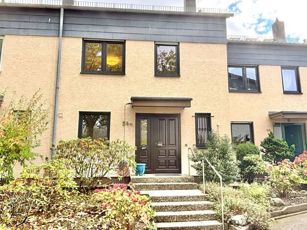 Reihenmittelhaus zur Miete 2.650 € 5 Zimmer 149 m² 174 m² Grundstück frei ab sofort Bierstadt Wiesbaden 65191