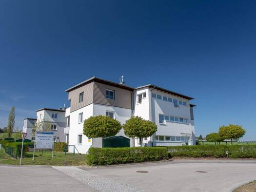 Wohnung zur Miete 849 € 4 Zimmer 90,8 m² frei ab sofort Am Weißen Kreuz Kirnberg an der Mank 3241