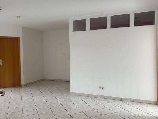 Maisonette zur Miete 850 € 3,5 Zimmer 70 m² Geschoss 2/2 frei ab sofort Dettingen unter Teck 73265