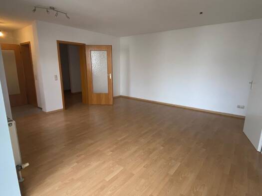 Wohnung zur Miete 700 € 1 Zimmer 52 m² Geschoss 2/5 frei ab sofort Innenstadt Fürth 90762