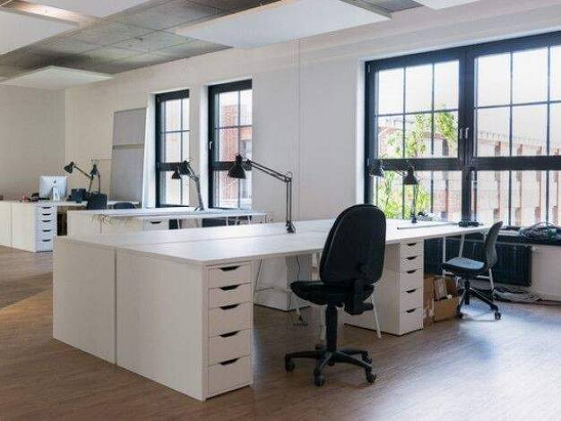 Bürofläche zur Miete provisionsfrei 330 € 4 m² Bürofläche Paul-Dessau-Strasse Bahrenfeld Hamburg 22761