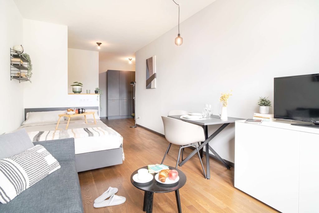 Wohnung zur Miete Wohnen auf Zeit 1.080 € 1 Zimmer 28 m²<br/>Wohnfläche 06.02.2025<br/>Verfügbarkeit Lindenallee Stadtkern Essen 45127