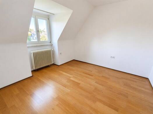 WG-Zimmer zur Miete 360 € 10 m² Geschoss 2/3 frei ab 11.10.2026 Innenstadt Erlangen 91054