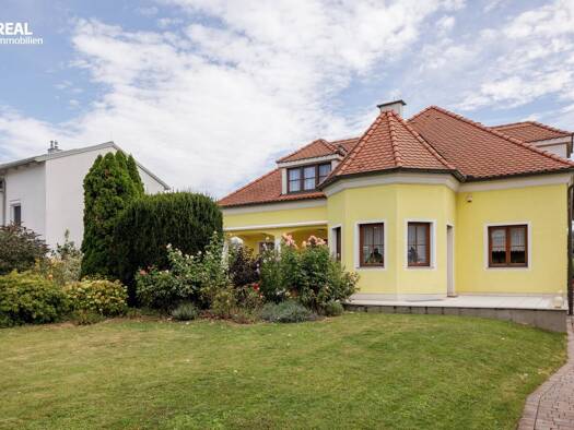 Haus zum Kauf 850.000 € 8 Zimmer 1.273 m² Grundstück frei ab 01.05.2026 Göllersdorf 2013