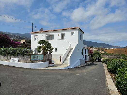 Bauernhaus zum Kauf provisionsfrei 1.400.000 € 8 Zimmer 161,1 m² 22.251 m² Grundstück La Orotava 38300