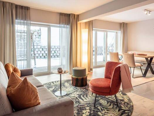 Wohnung zum Kauf 301.900 € 2 Zimmer 70,3 m² 1. Geschoss Neustädter Straße 39 Titisee Titisee-Neustadt 79822